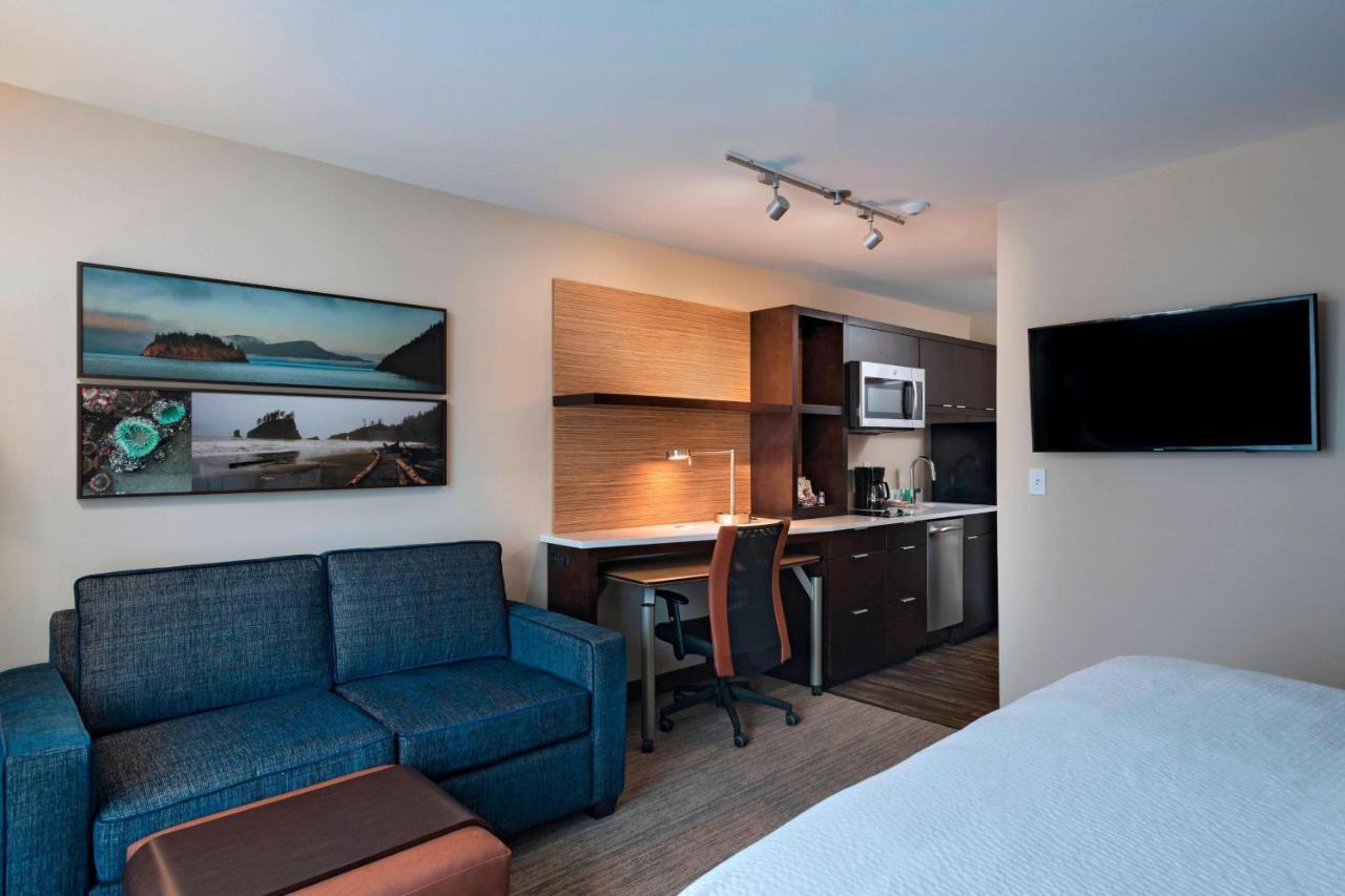 Towneplace Suites By Marriott Tacoma Лейкуд Екстериор снимка
