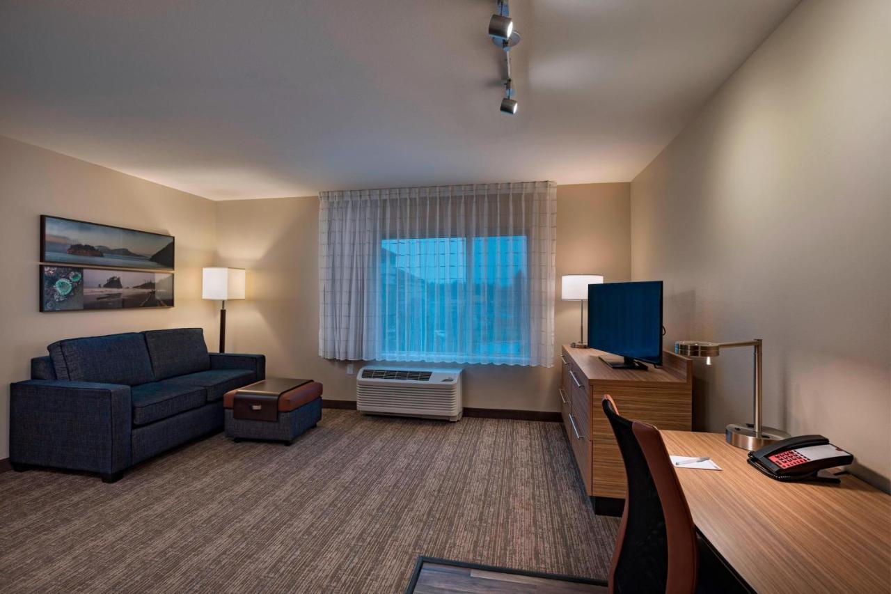 Towneplace Suites By Marriott Tacoma Лейкуд Екстериор снимка