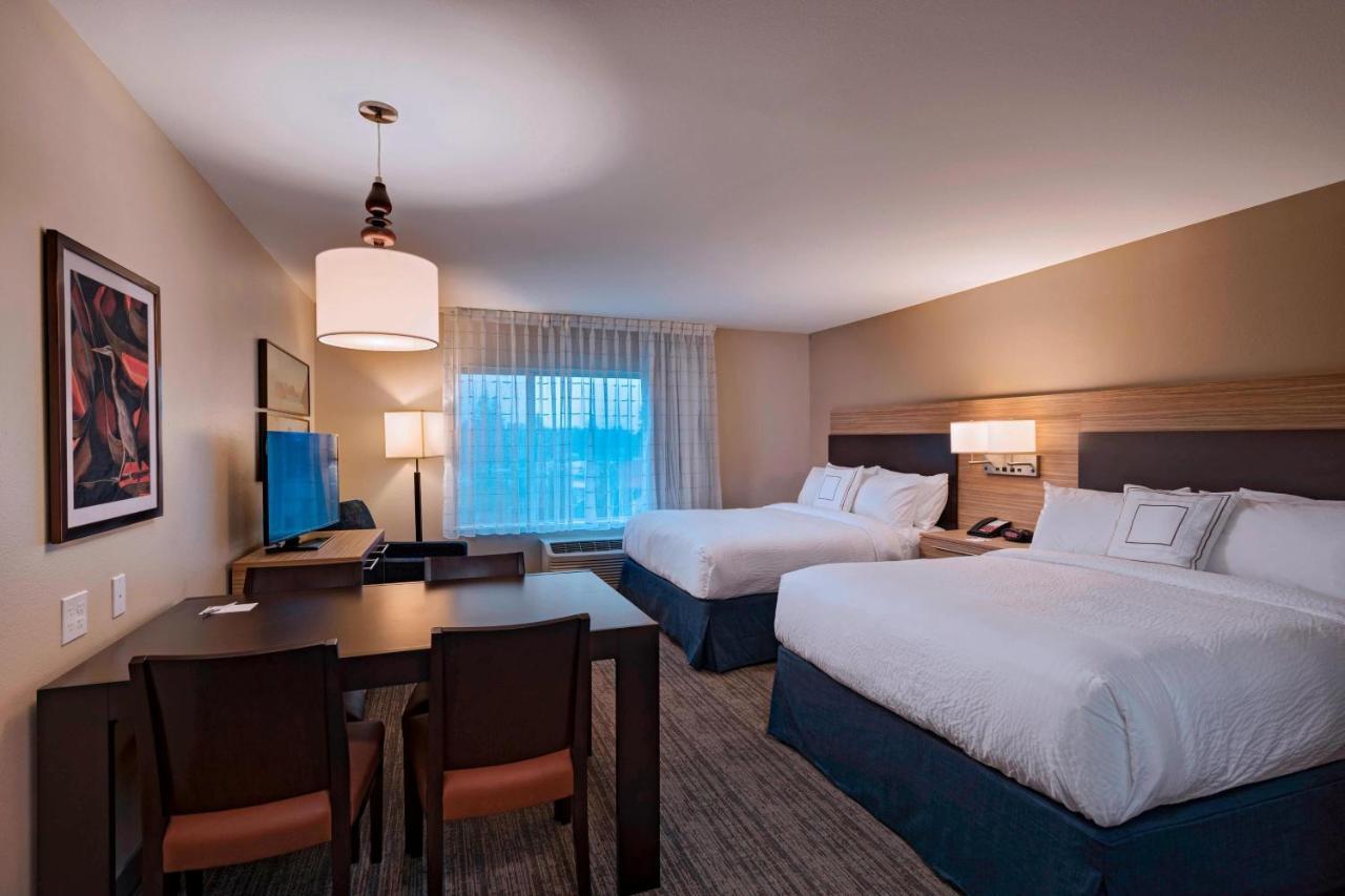 Towneplace Suites By Marriott Tacoma Лейкуд Екстериор снимка