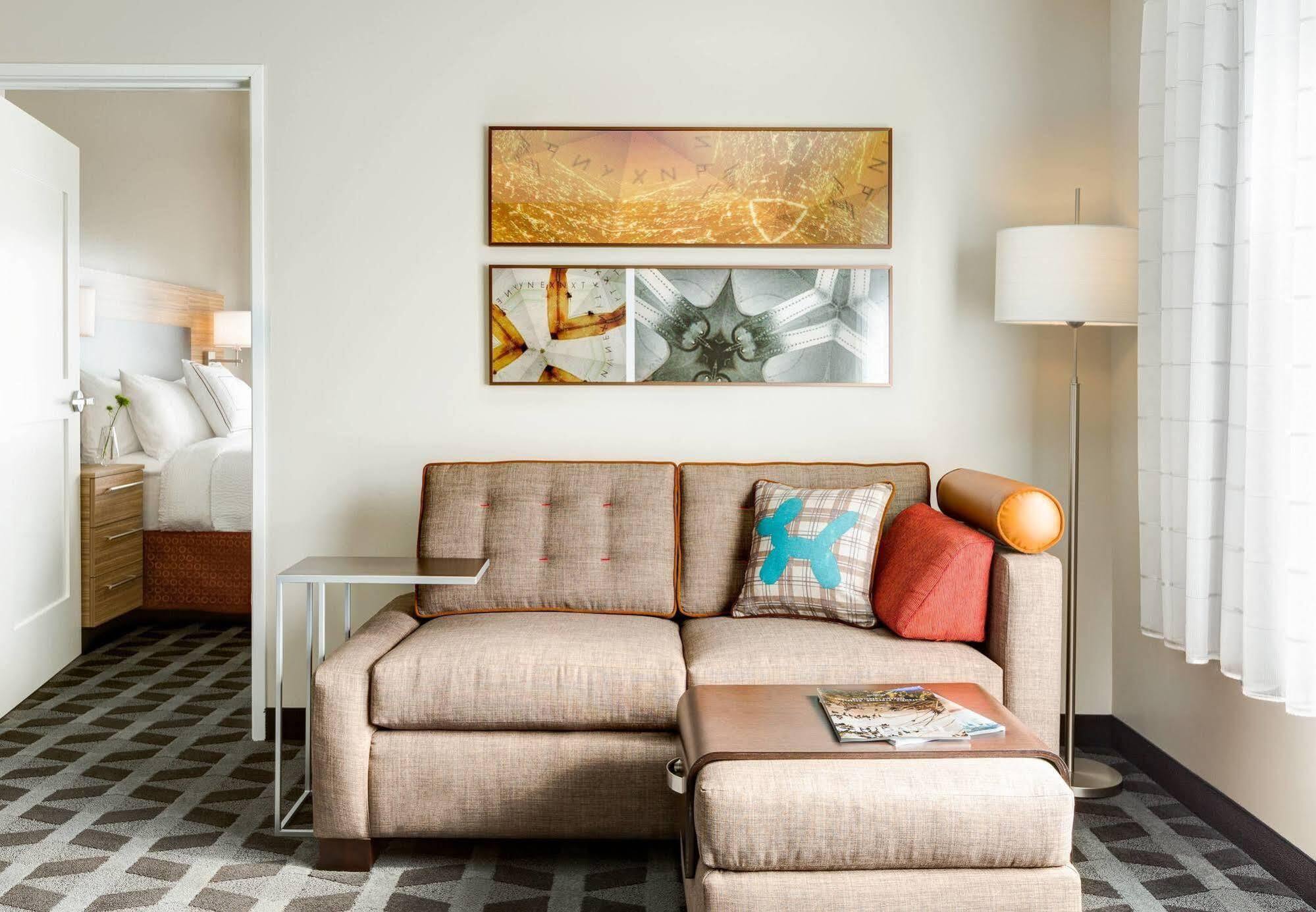 Towneplace Suites By Marriott Tacoma Лейкуд Екстериор снимка